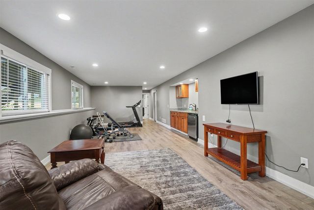 6587 Alward Drive, Hudsonville, MI 49426