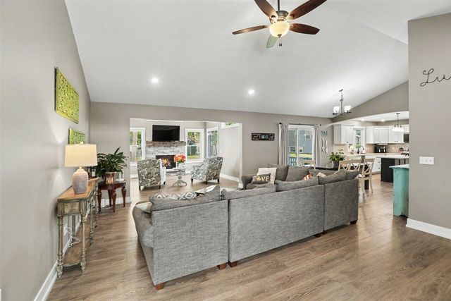 6587 Alward Drive, Hudsonville, MI 49426