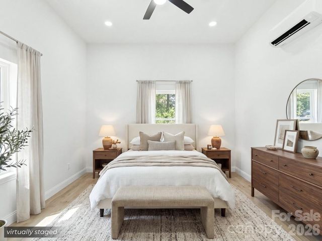 21 Oak Hill Drive, Asheville, NC 28806