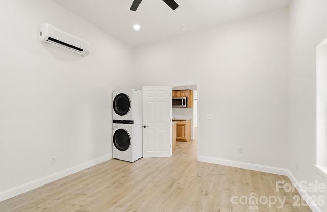 21 Oak Hill Drive, Asheville, NC 28806
