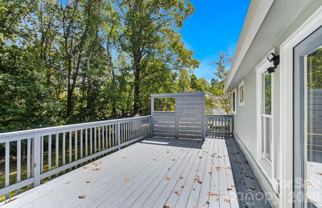21 Oak Hill Drive, Asheville, NC 28806