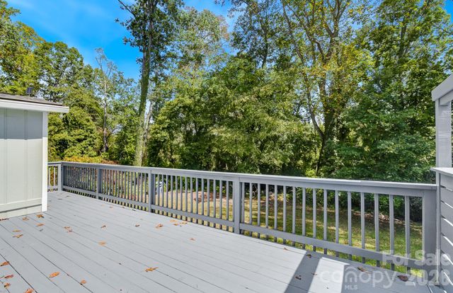 21 Oak Hill Drive, Asheville, NC 28806