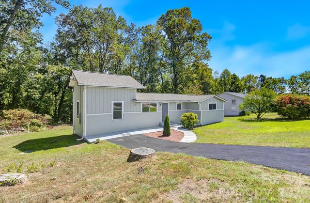 21 Oak Hill Drive, Asheville, NC 28806