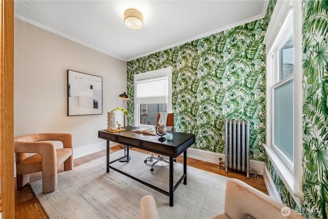 2419 7th Avenue W, Seattle, WA 98119