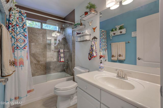 3398 S Abrego Drive, Green Valley, AZ 85614