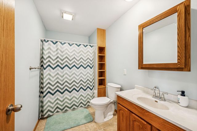 816 Abbey Road, Northfield, MN 55057