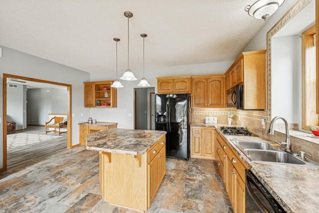 816 Abbey Road, Northfield, MN 55057