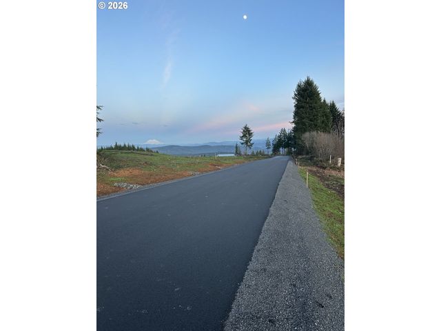 239 Suncrest Dr 2, Castle Rock, WA 98611
