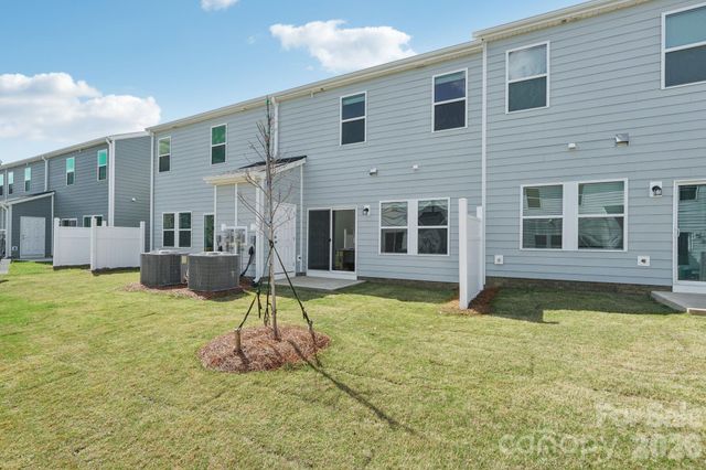 9021 Foggy Brook Loop, Charlotte, NC 28216