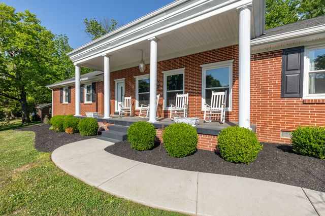 655 Ashwood Ave, Lewisburg, TN 37091