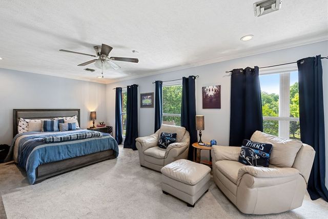 655 Ashwood Ave, Lewisburg, TN 37091