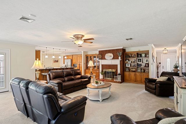 655 Ashwood Ave, Lewisburg, TN 37091