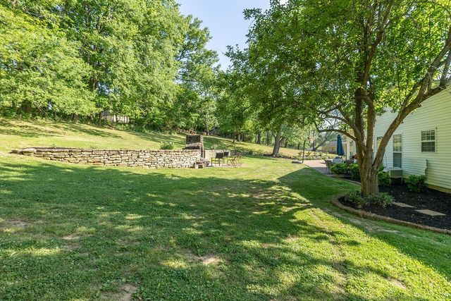 655 Ashwood Ave, Lewisburg, TN 37091