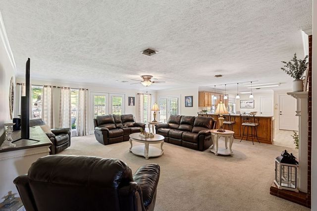 655 Ashwood Ave, Lewisburg, TN 37091