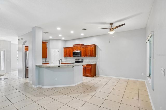 915 MOONLUSTER DRIVE, Casselberry, FL 32707