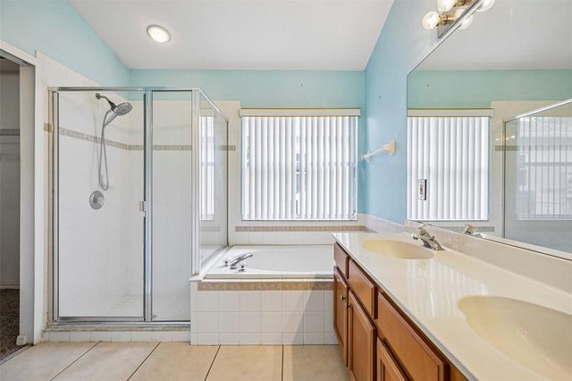 915 MOONLUSTER DRIVE, Casselberry, FL 32707