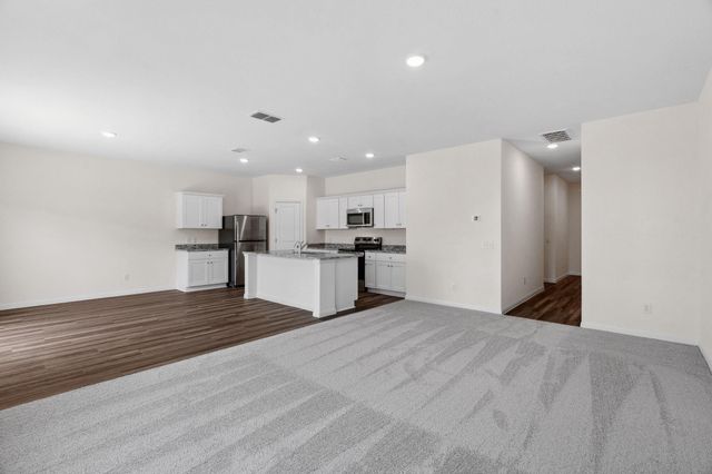 513 Thistle LN, Kyle, TX 78656