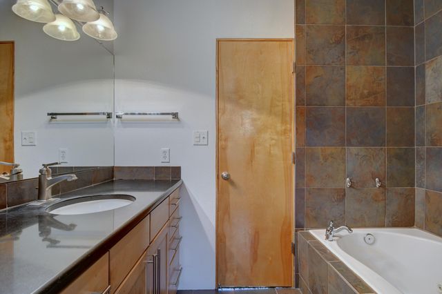 861 Silver Avenue SW, Albuquerque, NM 87102