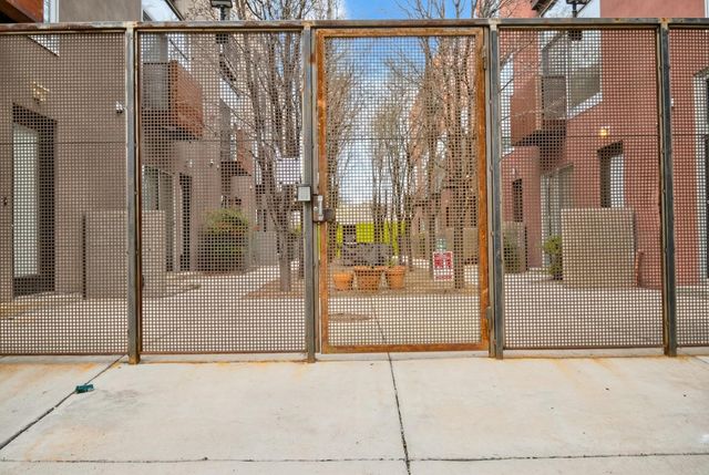 861 Silver Avenue SW, Albuquerque, NM 87102