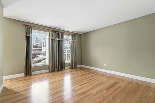 5 Thistle Lane, Hooksett, NH 03106