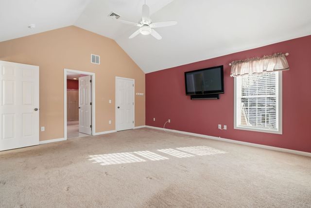 5 Thistle Lane, Hooksett, NH 03106