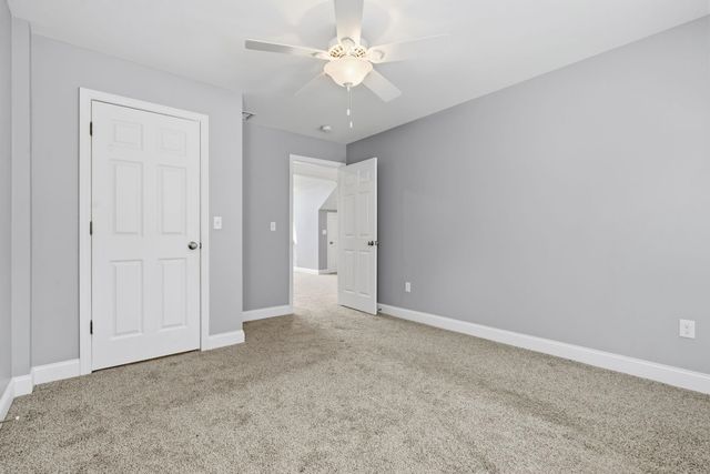 5 Thistle Lane, Hooksett, NH 03106