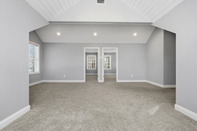 5 Thistle Lane, Hooksett, NH 03106