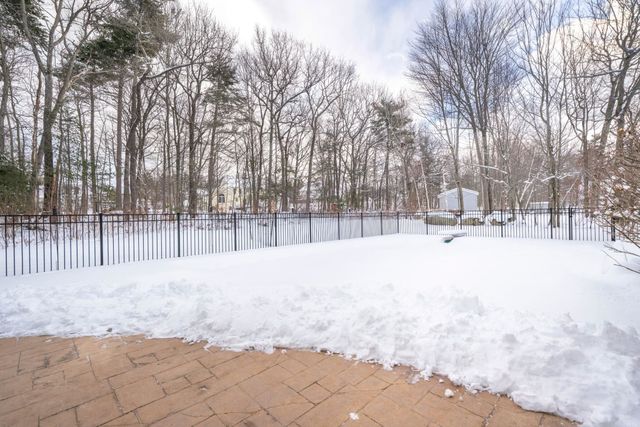 5 Thistle Lane, Hooksett, NH 03106