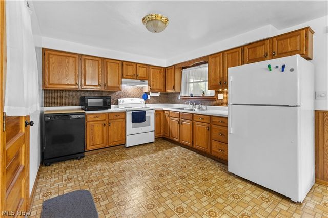 107 Laurel Drive, Weirton, WV 26062