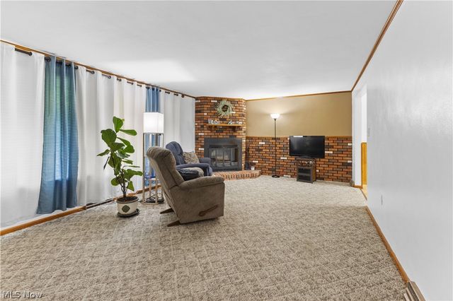 107 Laurel Drive, Weirton, WV 26062