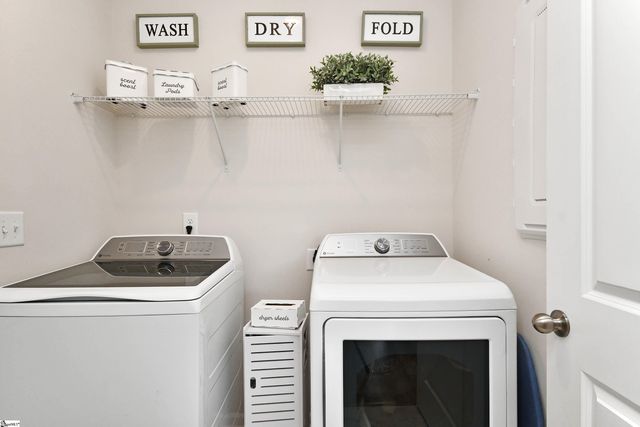 129 Fennec Drive, Fountain Inn, SC 29644