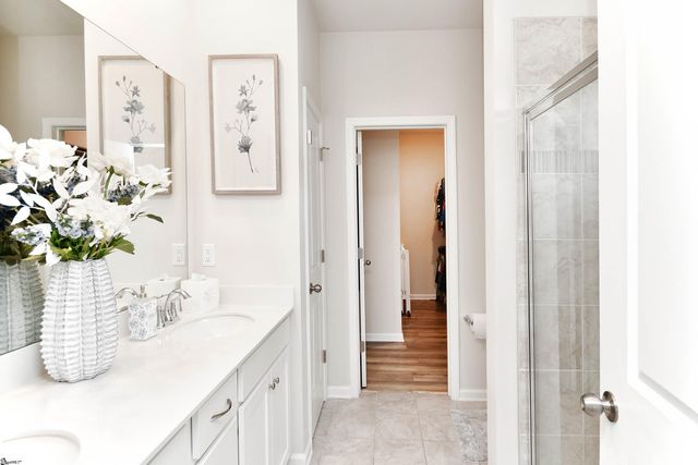 129 Fennec Drive, Fountain Inn, SC 29644