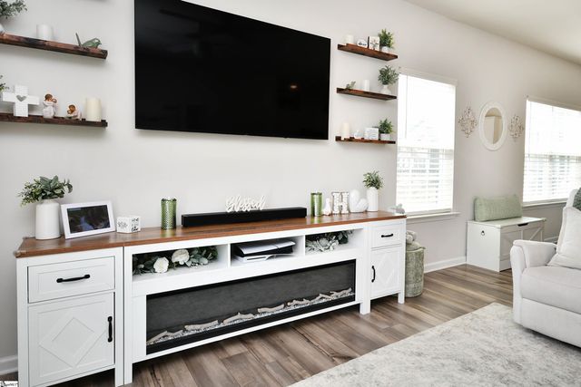 129 Fennec Drive, Fountain Inn, SC 29644