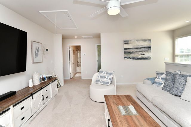 129 Fennec Drive, Fountain Inn, SC 29644