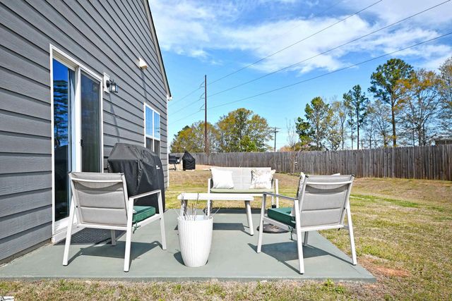 129 Fennec Drive, Fountain Inn, SC 29644