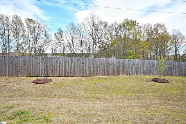 129 Fennec Drive, Fountain Inn, SC 29644