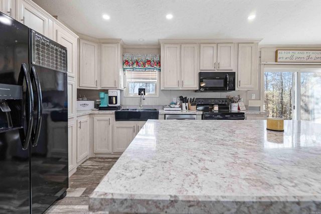 188 Batesville Mountain Rd, Damascus, AR 72039