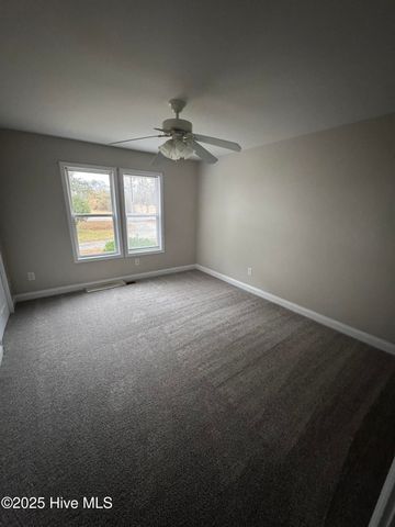 124 Norris Road, Swansboro, NC 28584