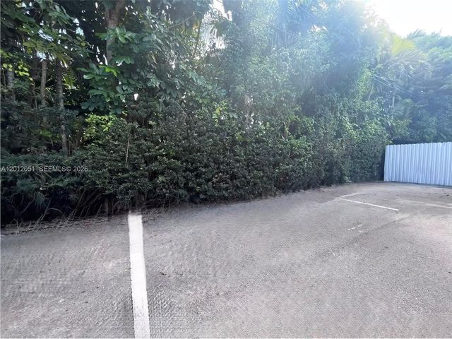 6310 SW 79th St 20, South Miami, FL 33143