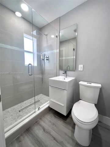 6310 SW 79th St 20, South Miami, FL 33143