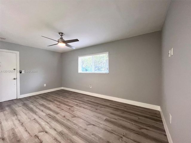 6310 SW 79th St 20, South Miami, FL 33143