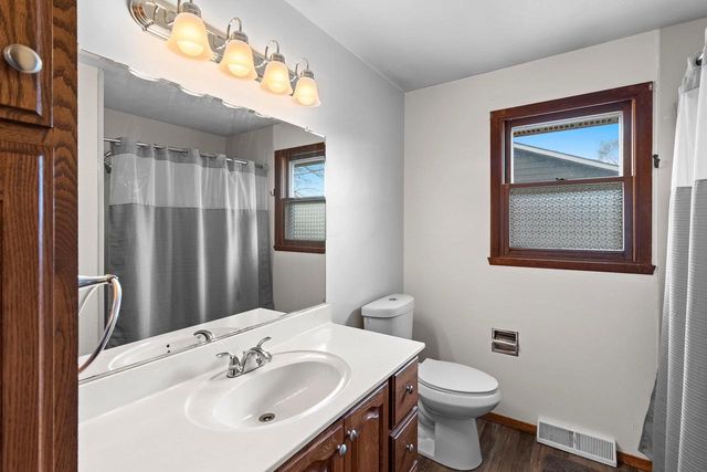 1825 W GRANT STREET, Appleton, WI 54914