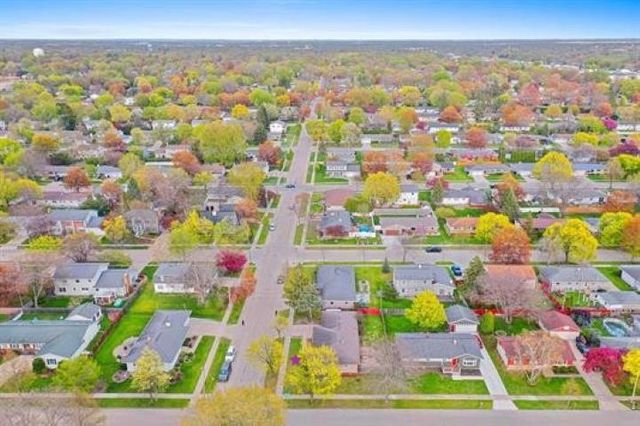 1825 W GRANT STREET, Appleton, WI 54914