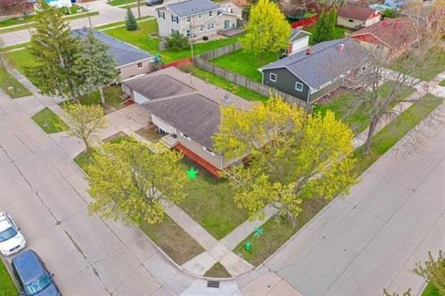 1825 W GRANT STREET, Appleton, WI 54914