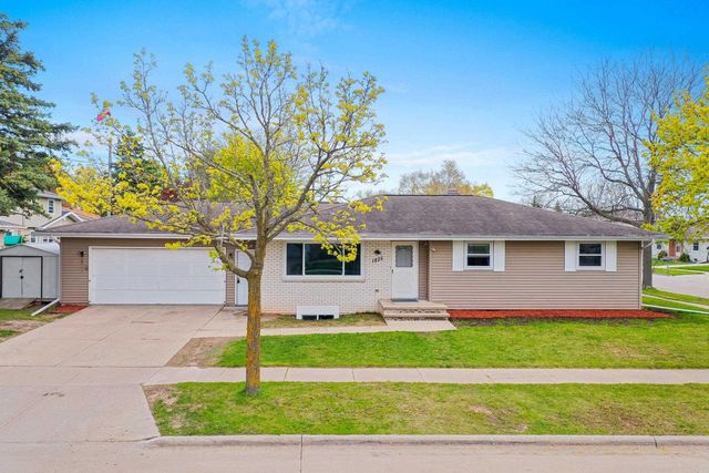 1825 W GRANT STREET, Appleton, WI 54914