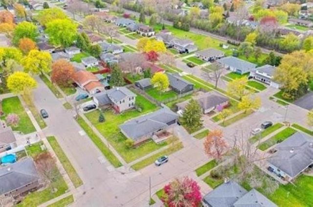 1825 W GRANT STREET, Appleton, WI 54914