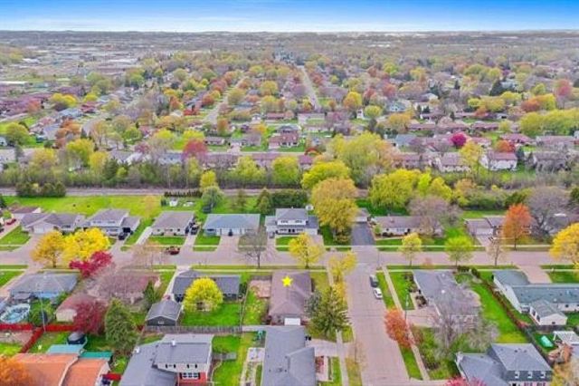 1825 W GRANT STREET, Appleton, WI 54914