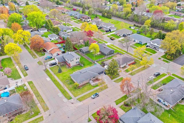 1825 W GRANT STREET, Appleton, WI 54914