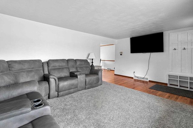 1825 W GRANT STREET, Appleton, WI 54914