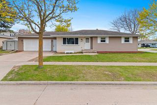 1825 W GRANT STREET, Appleton, WI 54914
